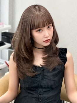 天神美容室の写真/手軽な価格で高クオリティの技術を◎流行りのハッシュカットやレイヤーカットもお任せください♪