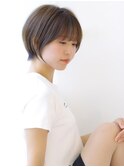 似合わせ小顔ショート艶ブラウン