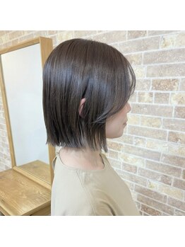 タリナ(Tarina)の写真/顔周りのレイヤーであなただけの似合わせを叶える♪重く見えないカットで印象チェンジ！