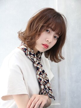 エストレーラ(estrela) 『estrela』大人可愛い ブランジュシースルー透け感ボブディ