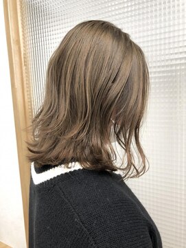 ニア 清澄白河(nir) 〈清澄白河 半個室〉黒染めからブロンドベージュ