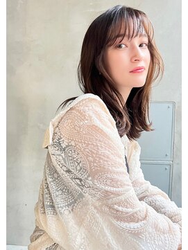 アルテ(ARTE) 【ARTE表参道/青山】顔まわりレイヤーセミロング×透明感カラー