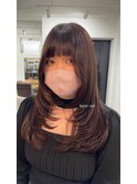 ロングレイヤーカット柔らかブラウンカラー