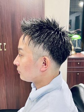 グレイスフルバーバーロンドン 大宮店(Graceful Barber London) 【20代 男性】ロンドンスパイキーツーブロ（大宮/バーバー）