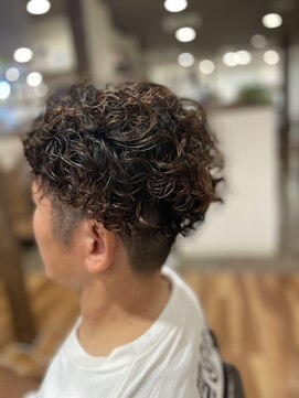 リゾートスクエア(RESORT SQUARE) ＜スペインカール＞