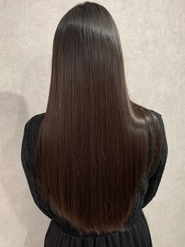 ラング(Rang)の写真/Rangの縮毛矯正・髪質改善で、思わず指を通したくなる、オーダーメイドの髪へ。
