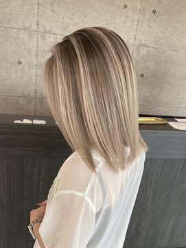 ウル 岡山駅店(ULu.) ハイトーンハイライトバレイヤージュグラデーションカラー岡山駅