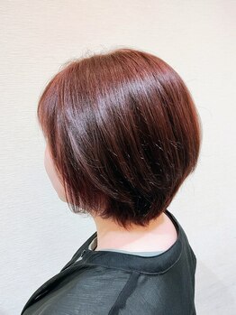 白髪染めでも明るくオシャレを楽しむ！白髪ぼかしでファッションカラーのような自然な質感に♪