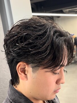 フィフス トウキョウ (fifth TOKYO) 渋谷フェザーパーマメンズマッシュショートセンターパートウルフ