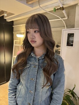 マジコ 原宿(Magico) ロング/ローライト/ベージュカラー/ブリーチ/ダブルカラー/原宿