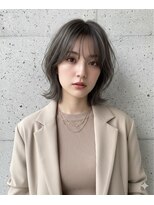 ヘアーズ ベリー 関目店(hairs BERRY)&nbsp;透けるグレージュ×顔周りレイヤーの大人可愛い外ハネくびれボブ