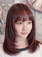 関西随一の15メーカーの豊富なカラーで理想の髪色を叶えます！レイヤーやボブのトレンドスタイルも◎