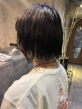 スノッブエンバンプ(snob enVAmp) パツっとボブ