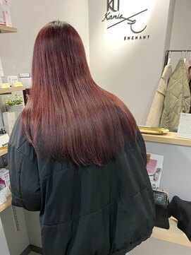 カミエ(kamie) ツヤ感たっぷりのブラウンロング×丁寧な毛先ケア