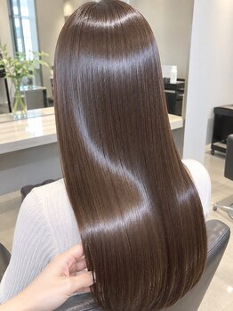 アース 星ヶ丘店(HAIR & MAKE EARTH)の写真/最旬ヘアチェンジもEARTHにお任せ★高い技術とリーズナブルな価格設定が嬉しい『オシャレ女子』の強い味方
