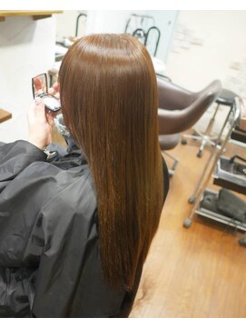 ラルゴ(LARGO) ツヤサラストレート