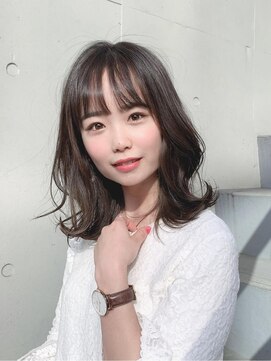 ニーフ 恵比寿(neaf) イメチェン　ホワイトブロンド　外ハネボブ 美髪　ワイドバング