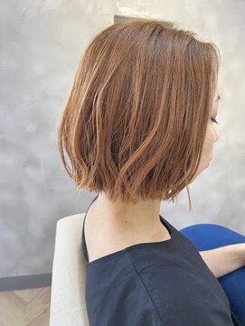 ポノ(pono) 切りっぱなしがかわいいショートボブ!