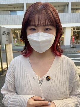 アクアオモテサンドウ(ACQUA omotesando) △ブリーチありインナーカラーピンク外ハネロブヘアミディアム