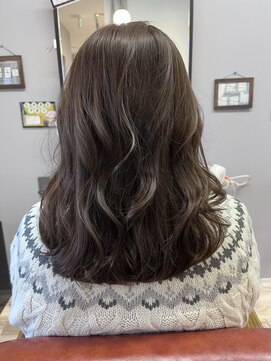 ルクス ヘア パートナー(Luxe HAIR PARTNER) イルミナカラー×ベージュ