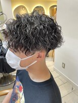 テトラ バイ ネオリーブ 横浜西口店(tetra by neolive)&nbsp;横浜★ツイストスパイラルのセンターパート