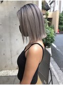 外国人風バレイヤージュ、ハイライトカラーアッシュグレージュ
