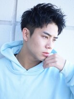 ソフトスパイラル刈り上げおしゃれショートアップバング