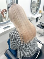 ヒビヲ(HIBIO)&nbsp;ダブルカラーベージュカラーハイトーンカラーケアブリーチボブ