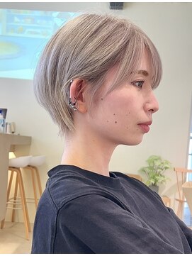 ウル 名古屋栄(ulu) 大人可愛いショートヘア