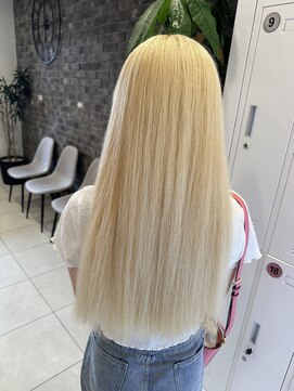 レム 泉中央店(L.E.M) ホワイトブロンド