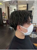 かき上げヘア七三ヘアツーブロックメンズ波巻きスパイラルパーマ