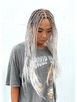 ラブ ロック Love' Lock&nbsp;ブレイズ・成人式、成人式ヘア、コーンロウ・ホワイト・シルバー