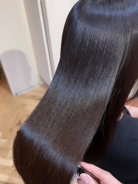 ウルカミバイディライト(ULCAMI by Delight) シルクストレート/縮毛矯正/美髪ストレート