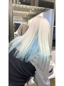 ロロネー 豊中(Lolonois) ホワイト×ペールブルー