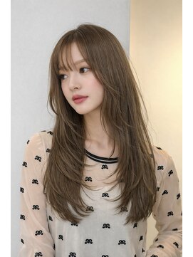 ノイ(neu) 【静岡エリア】透け感オリーブベージュのロングレイヤー