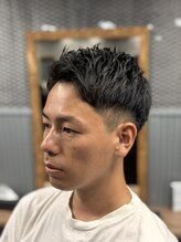 パーマ/ブリーチ/メンズカット/メンズサロン/メンズパーマ/シェービング/眉毛/フェード/スキンフェード人気