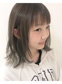 グレーパール外はねミディ