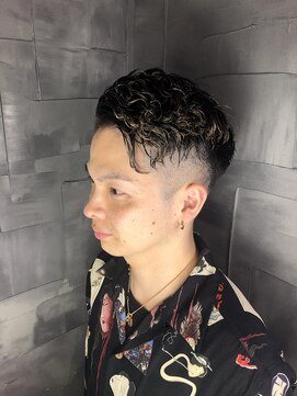 ヘアサロンエムフィス 池袋東口(HAIR SALON M Fe's) フェードカット