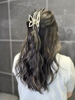 アヤナ バイ アヤラ(ayana by ayala)&nbsp;グレージュハイライト/片岡タイガー