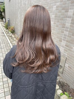 ヘアリラクゼーションリノ (Hair Relaxation Lino)の写真/赤みを抑えた透明感のあるカラーならLinoにお任せ！透明感溢れる艶髪をダメージレスに叶える【八千代中央】