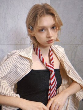 ランテルディ 渋谷(LANTERDIT) 顔周りレイヤー ロングレイヤー アッシュブラック グレージュ