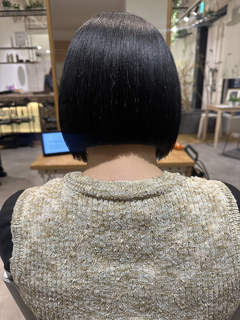 ヤテ(yate')&nbsp;切りっぱなしボブ