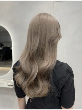 オニキス(ONYX) ホワイトベージュアッシュベージュブリーチカラー【aya指名】