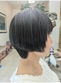 メリハリショートボブスタイル