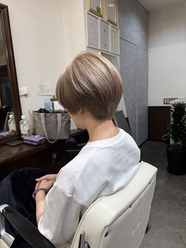 ムーブ(Moob) 艶感&透明感◎ベージュカラー【別府】