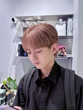 ヴァイス 新宿店(VAICE) ミルクティーベージュ