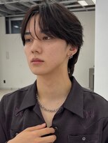 ユーフォリア 渋谷グランデ(Euphoria SHIBUYA GRANDE)&nbsp;眉毛カット 韓国風ヘア ウルフショート 束感 ニュアンスパーマ