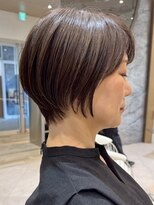 ソワネ 表参道(soigne) 表参道白髪ぼかし顔周りレイヤーくびれショートボブアッシュ40代