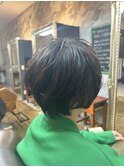 ショートボブ