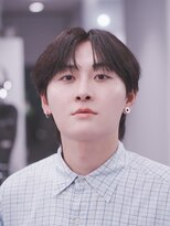 プリアバイポプルス 渋谷(pria by popls)&nbsp;シースルーセンターパートストレートセンターパート韓国ヘア